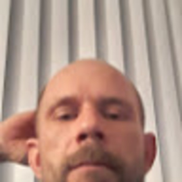 Meet your Posher, Chris - Picture 1 of 1